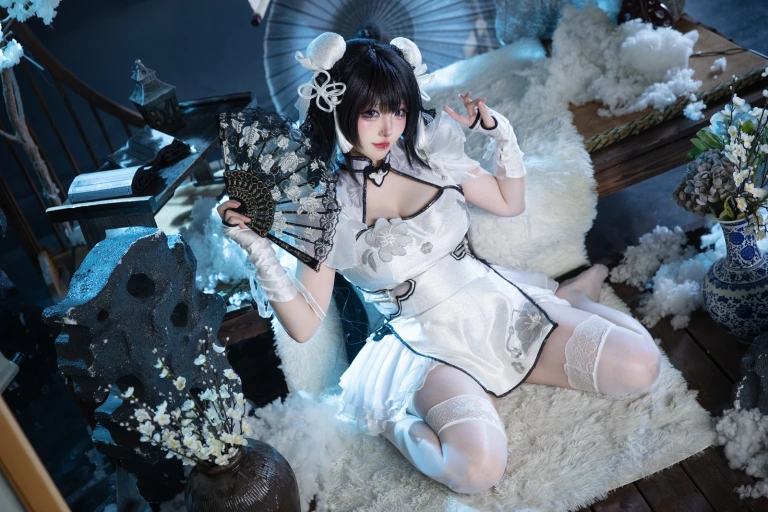 soso嗖嗖《殷紫萍永劫小师妹玉髓冰心》主题写真：58张全套美图，含1个视频
