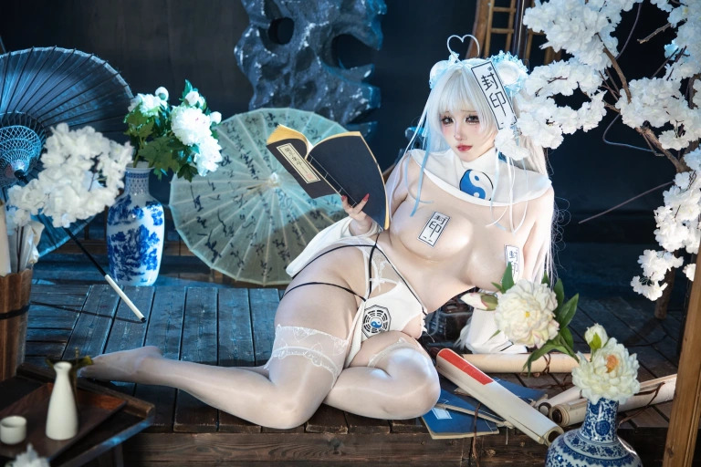 soso嗖嗖《魔化小师妹银娘玉女》主题写真：34张全套美图