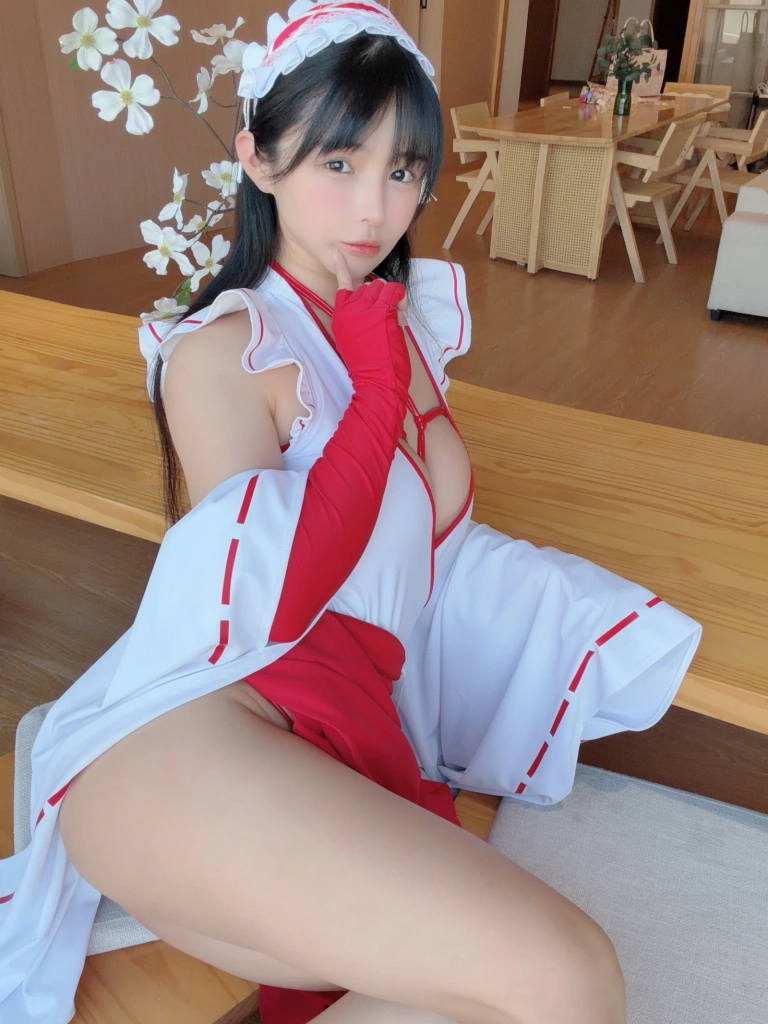 桜井宁宁《红绳女巫》主题写真：119张全套美图，含2个视频