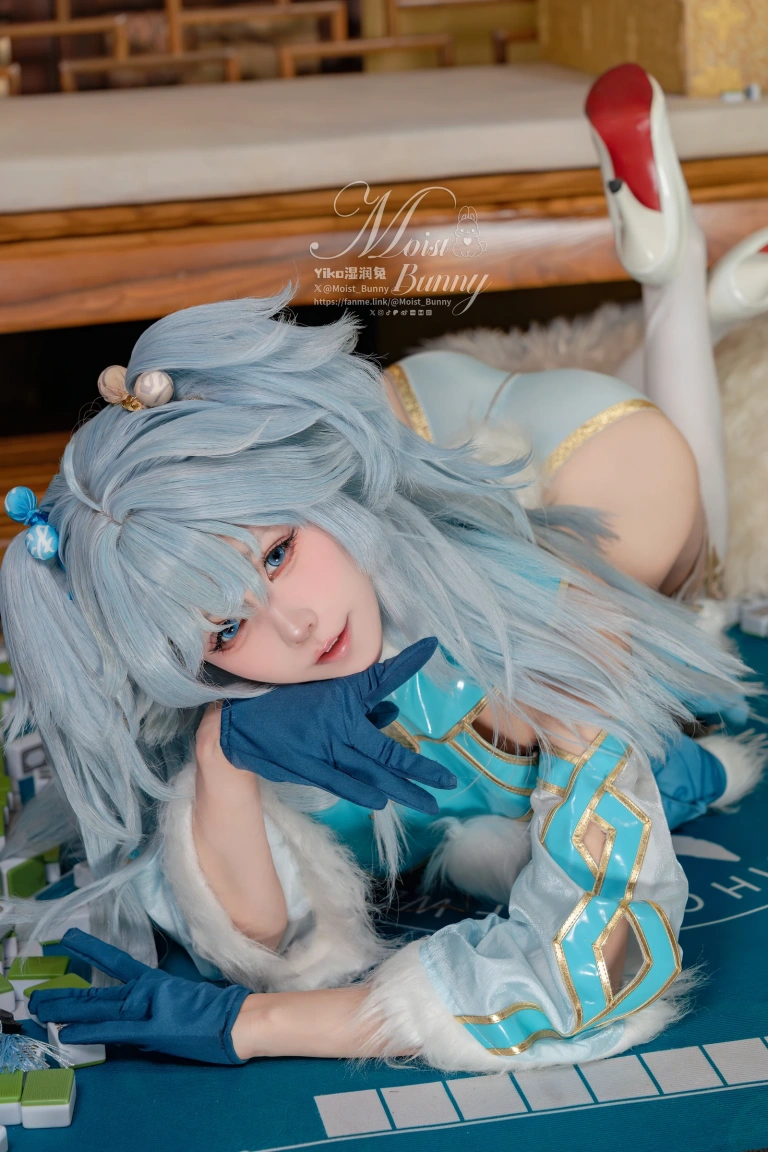 Yiko湿润兔《妙手回春-芙洛伦&E：ku [77P1V-1.53GB]》主题写真：78张全套美图，含1个视频