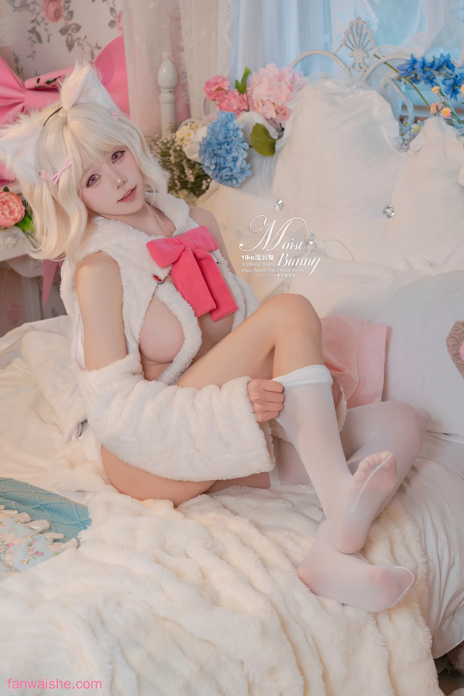 Yiko湿润兔 Yiko湿润兔 NO.009 - 他的猫 [75P1V-1.38GB]