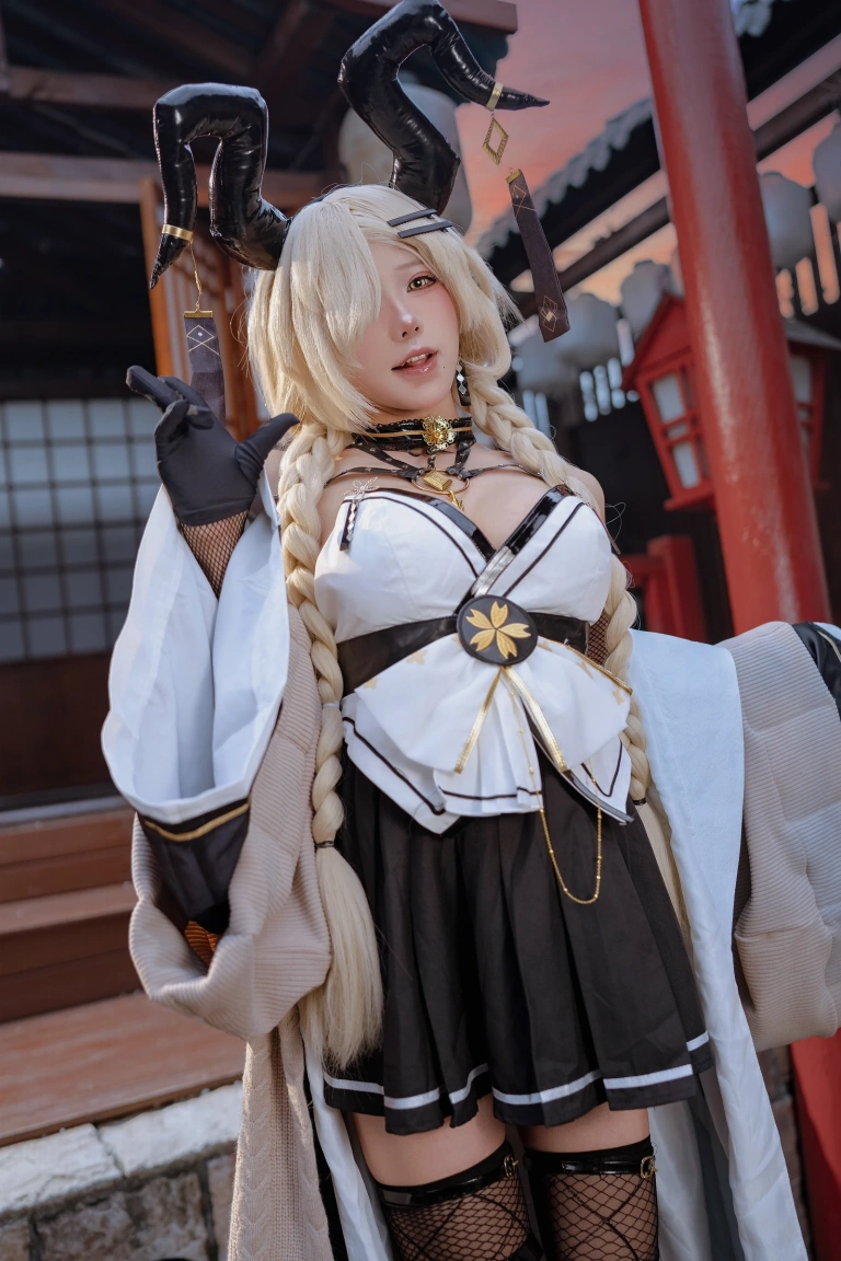 Yiko湿润兔《须臾望月抄-尾张 [121P-1.53GB]》主题写真：121张全套美图