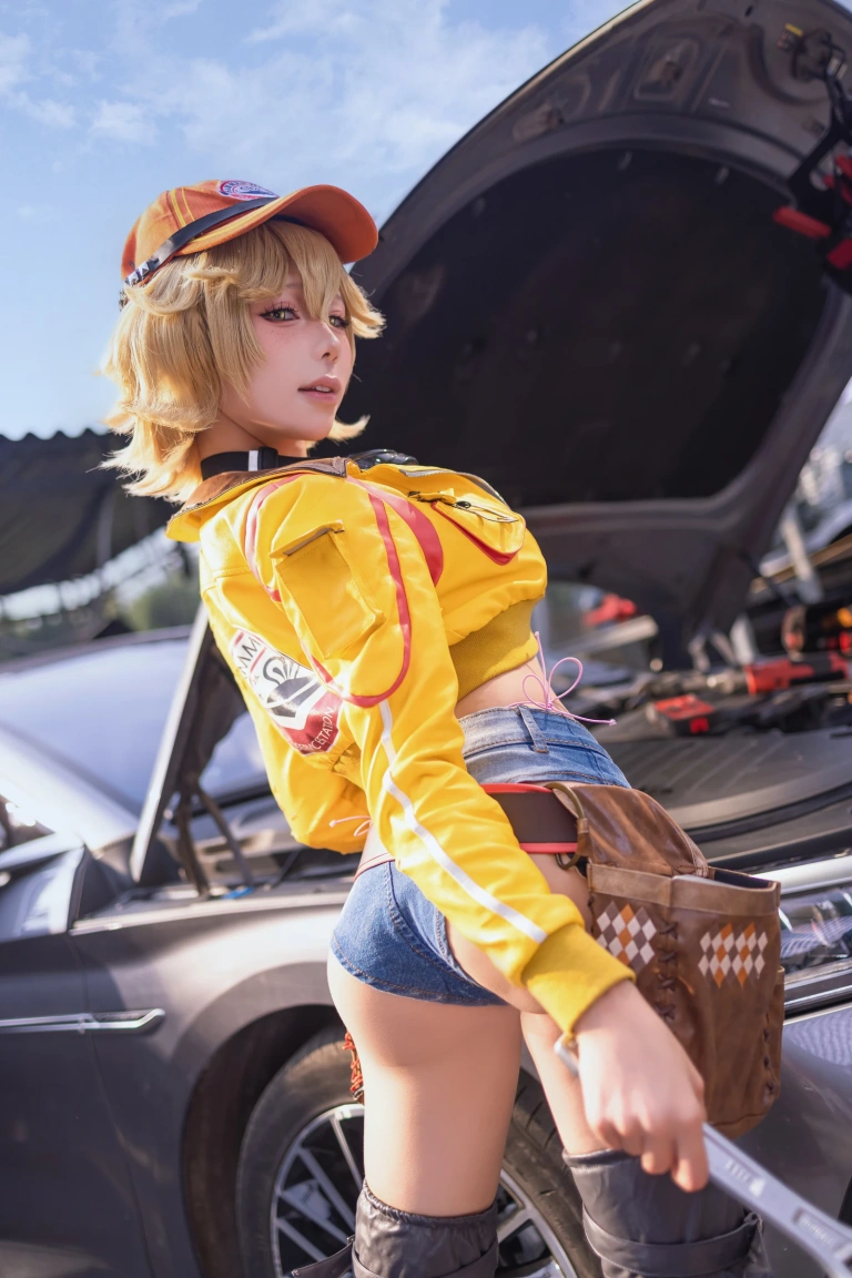 Yiko湿润兔《FF15-希德妮奥拉姆 [95P1V-1.61GB]》主题写真：95张全套美图，含1个视频