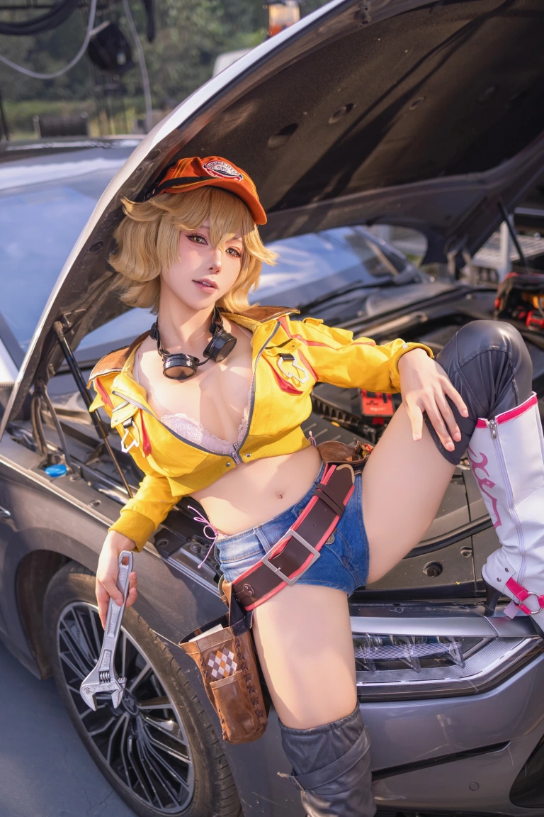 Yiko湿润兔《FF15-希德妮奥拉姆 [95P1V-1.61GB]》主题写真：95张全套美图，含1个视频