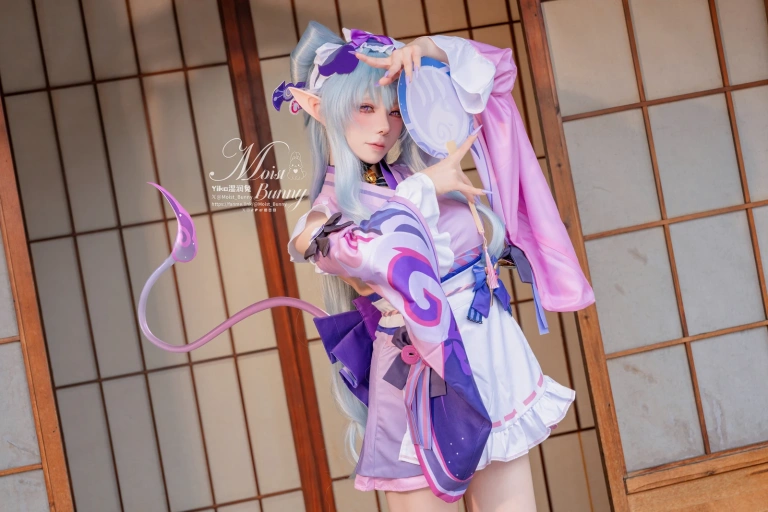 Yiko湿润兔《浮枕朝颜-梦见月瑞希&红昭愿 [131P5V-2.98GB]》主题写真：132张全套美图，含5个视频