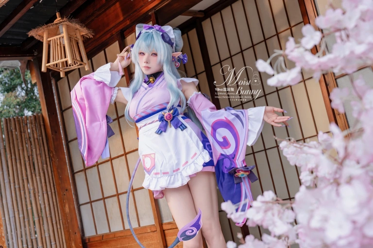 Yiko湿润兔《浮枕朝颜-梦见月瑞希&红昭愿 [131P5V-2.98GB]》主题写真：132张全套美图，含5个视频