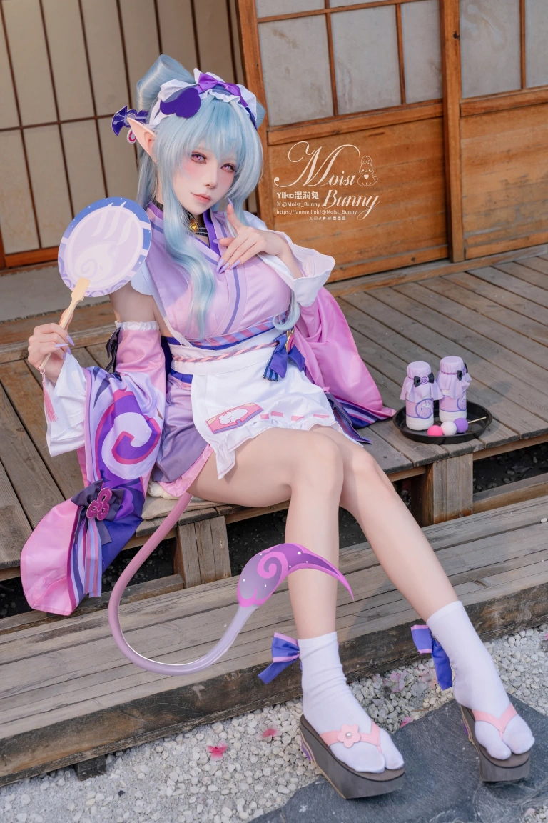Yiko湿润兔《浮枕朝颜-梦见月瑞希&红昭愿 [131P5V-2.98GB]》主题写真：132张全套美图，含5个视频