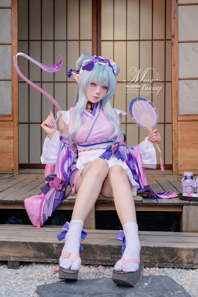 Yiko湿润兔《浮枕朝颜-梦见月瑞希&红昭愿 [131P5V-2.98GB]》主题写真：132张全套美图，含5个视频