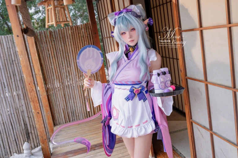 Yiko湿润兔《浮枕朝颜-梦见月瑞希&红昭愿 [131P5V-2.98GB]》主题写真：132张全套美图，含5个视频