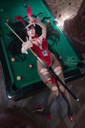 Yiko湿润兔《绮愿良宵-大凤 [77P1V-2.57GB]》主题写真：78张全套美图，含1个视频
