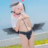 Yiko湿润兔《下江小春 泳装 [96P2V-2.4GB]》主题写真：96张全套美图，含2个视频