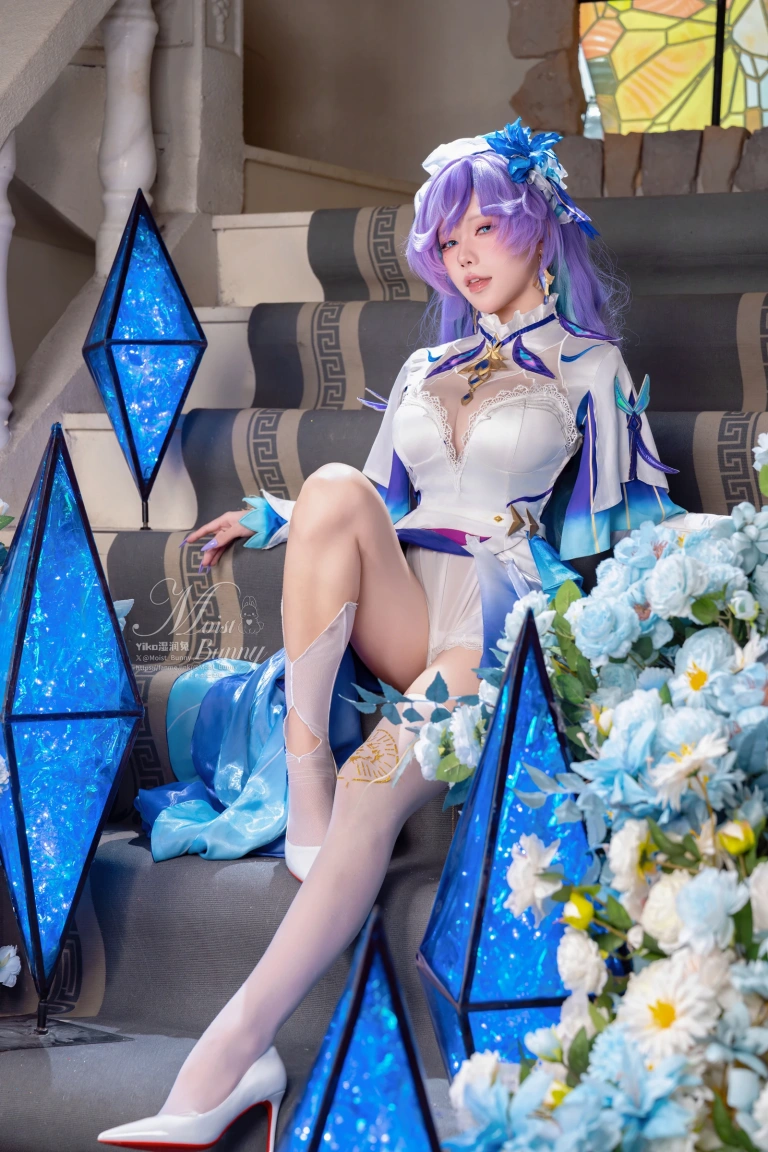 Yiko湿润兔《鸣潮 坎特蕾拉》主题写真：115张全套美图，含3个视频