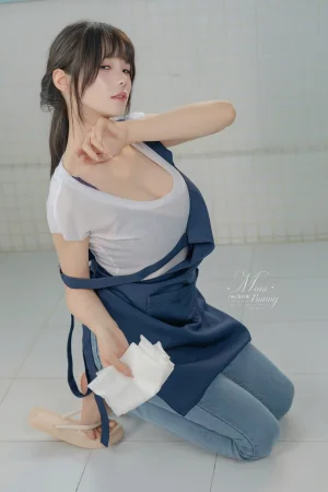 Yiko湿润兔《钱汤の女将&每夜》主题写真：112张全套美图，含2个视频