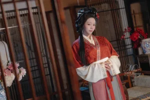 Yiko湿润兔《2026年02月 快马加鞭 金莲迎春》主题写真：94张全套美图，含2个视频