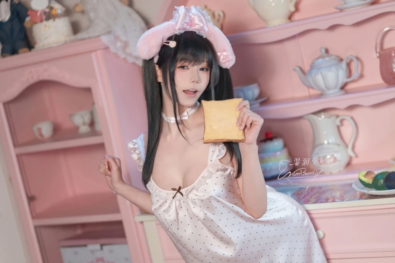 Yiko湿润兔《2026年04月 晚安少女》主题写真：118张全套美图，含3个视频
