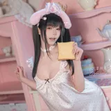 Yiko湿润兔《2026年04月 晚安少女》主题写真：118张全套美图，含3个视频