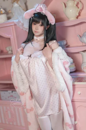 Yiko湿润兔《2026年04月 晚安少女》主题写真：118张全套美图，含3个视频