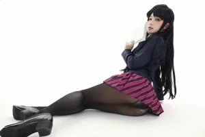 幼愛Youmeko《古见硝子》主题写真：60张全套美图