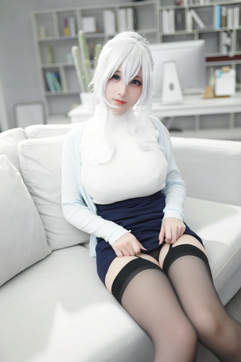 幼愛Youmeko《未亡人雪女》主题写真：70张全套美图