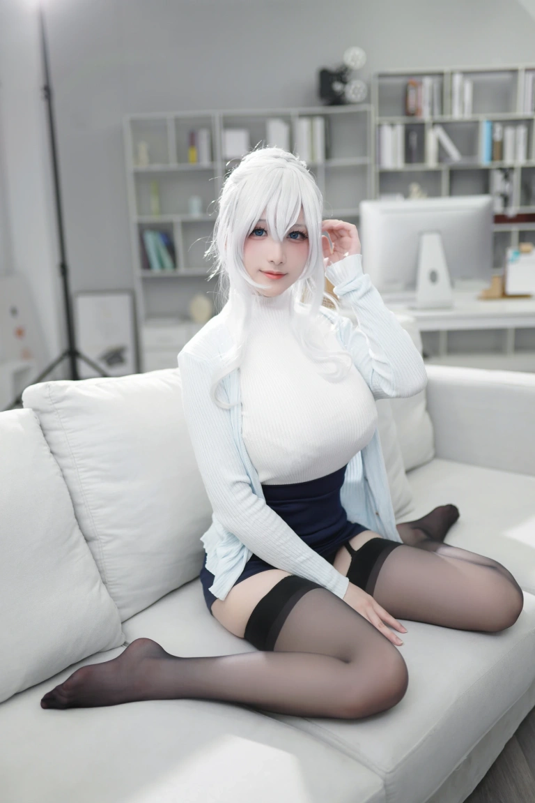 幼愛Youmeko《未亡人雪女》主题写真：70张全套美图