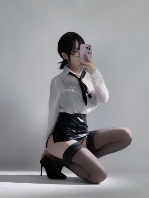 幼愛Youmeko《早安,想吃点什么？》主题写真：28张全套美图