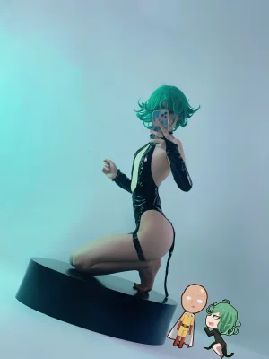 幼愛Youmeko《一拳超人 龙卷》主题写真：28张全套美图
