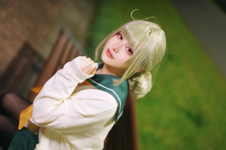 幼愛Youmeko《小琪舞JK制服》主题写真：48张全套美图，含1个视频