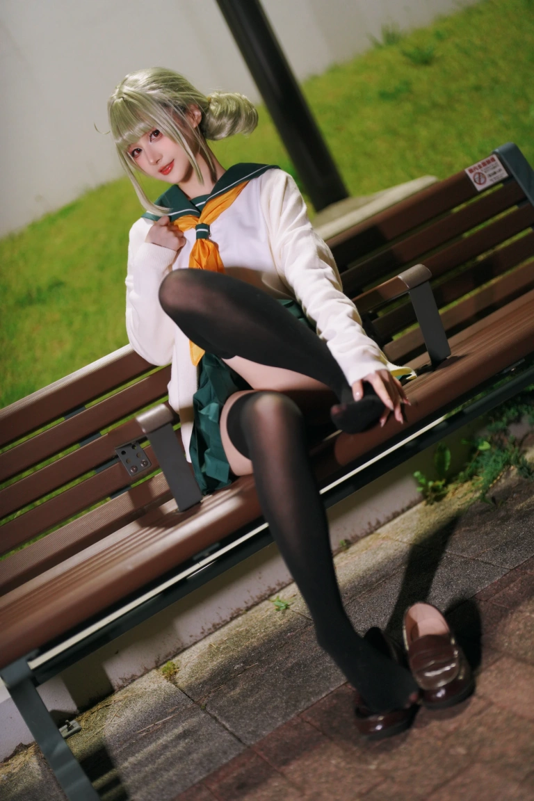 幼愛Youmeko《小琪舞JK制服》主题写真：48张全套美图，含1个视频