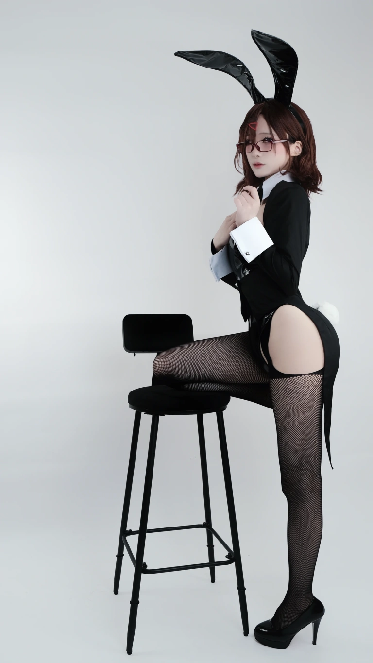 幼愛Youmeko《円香兔女郎》主题写真：10张全套美图