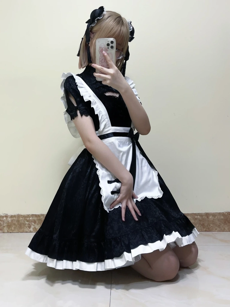 幼愛Youmeko《Patreon 女仆中华娘》主题写真：27张全套美图