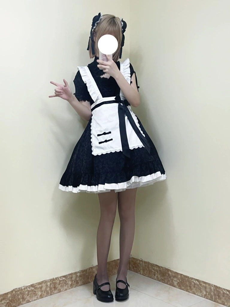 幼愛Youmeko《Patreon 女仆中华娘》主题写真：27张全套美图