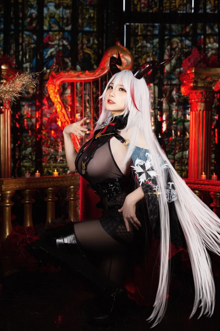 幼愛Youmeko《Patreon 碧蓝航线 埃吉尔》主题写真：17张全套美图
