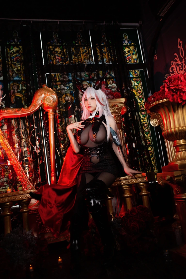 幼愛Youmeko《Patreon 碧蓝航线 埃吉尔》主题写真：17张全套美图