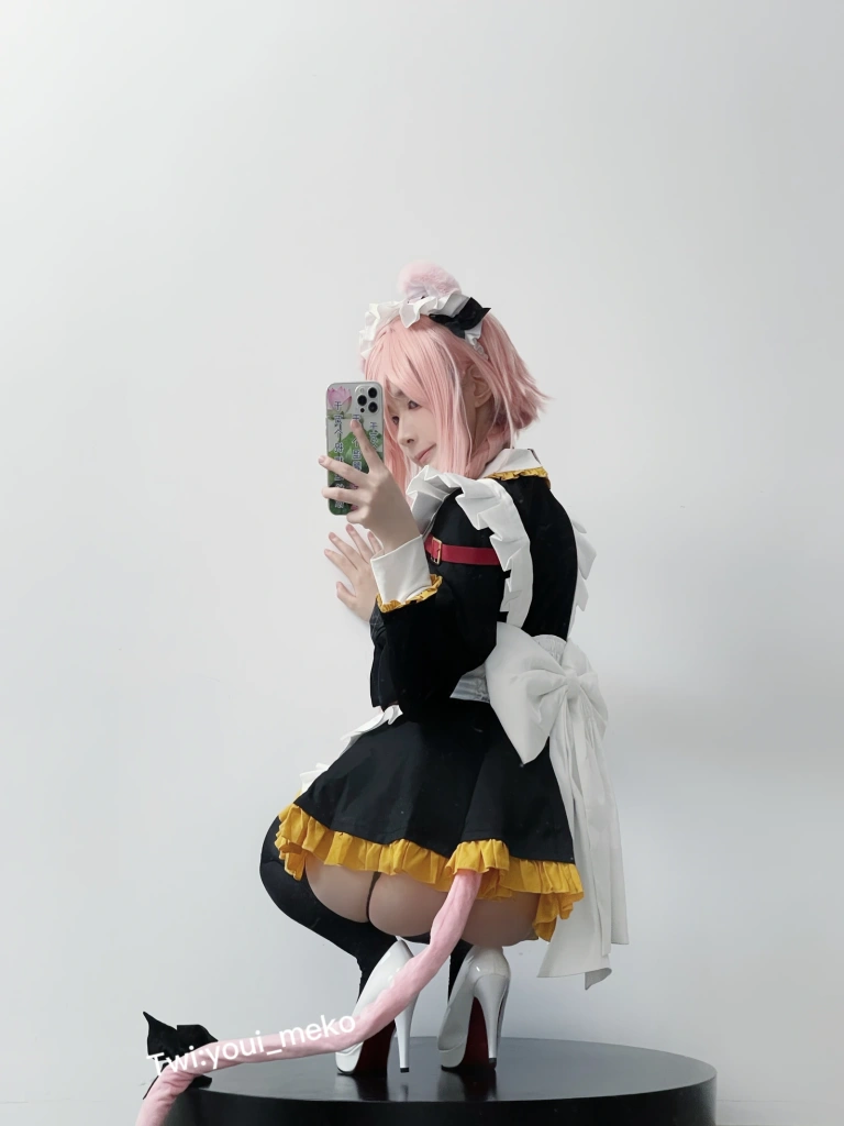 幼愛Youmeko《Patreon 阿斯托尔福女仆》主题写真：56张全套美图