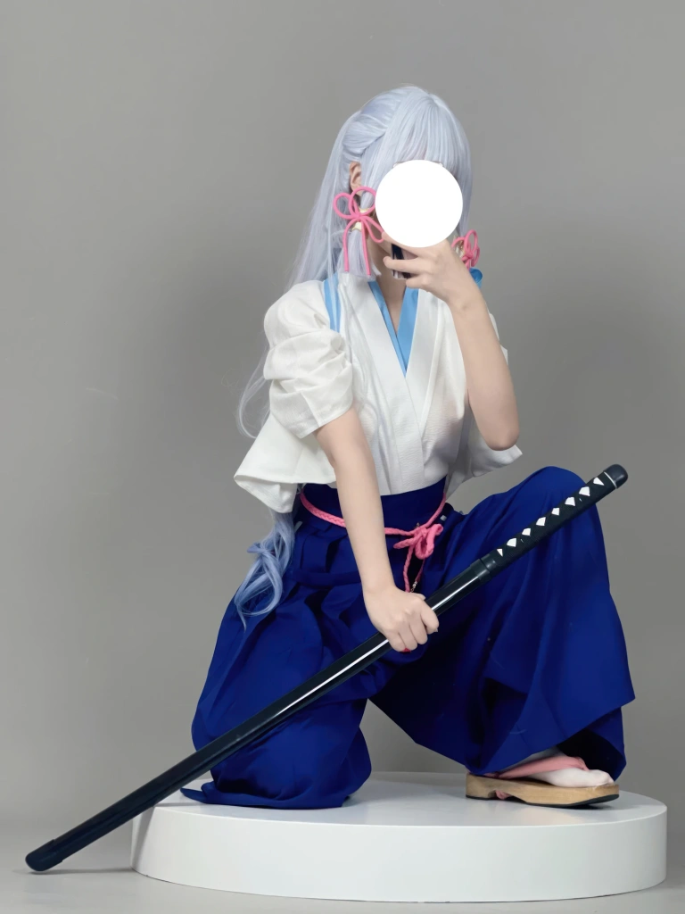 幼愛Youmeko《原神 神里绫华》主题写真：47张全套美图