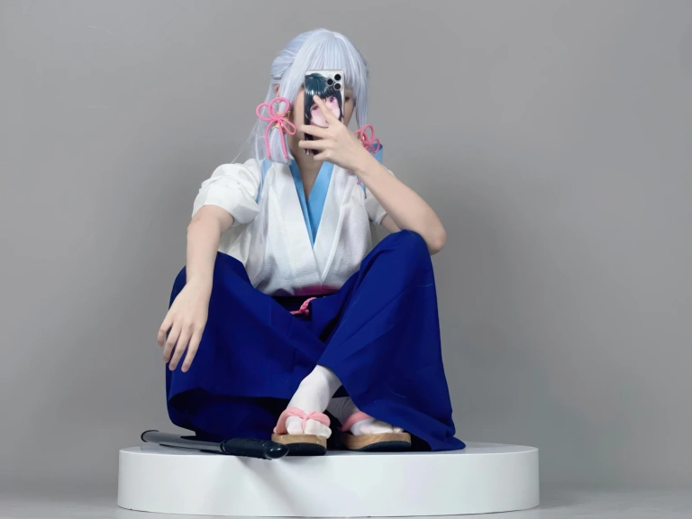 幼愛Youmeko《原神 神里绫华》主题写真：47张全套美图