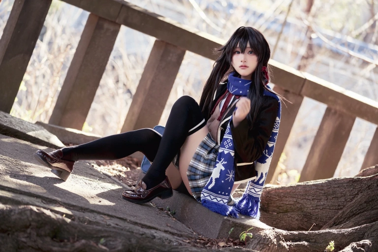 幼愛Youmeko《雪之下雪乃jk制服》主题写真：23张全套美图，含3个视频