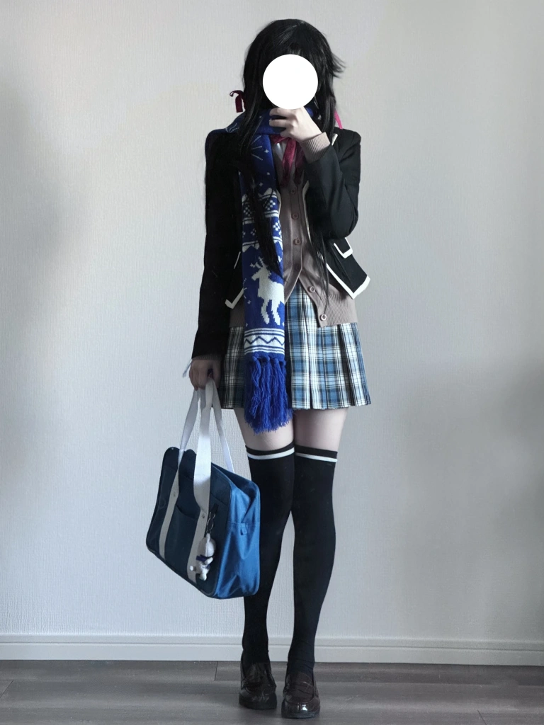 幼愛Youmeko《雪之下雪乃jk制服》主题写真：23张全套美图，含3个视频