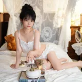 洛城雪Yuki《白色吊带》主题写真：26张全套美图