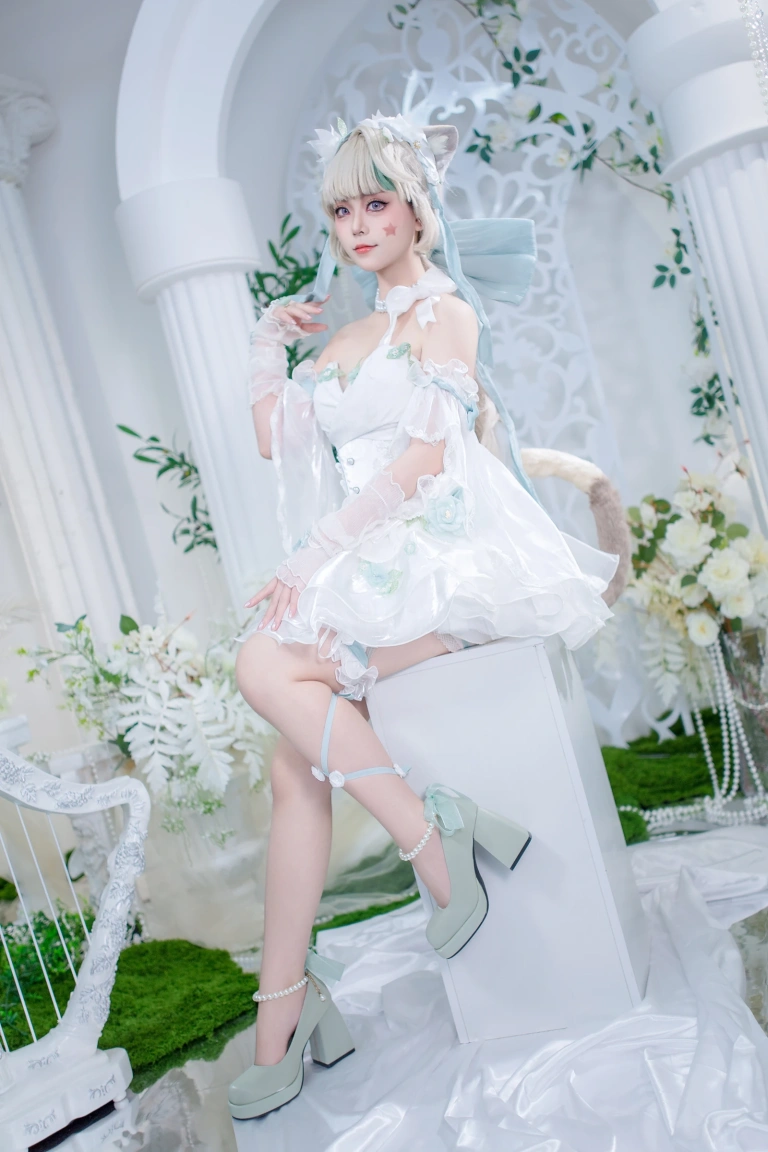 洛城雪Yuki《琳妮特天使庭院》主题写真：26张全套美图
