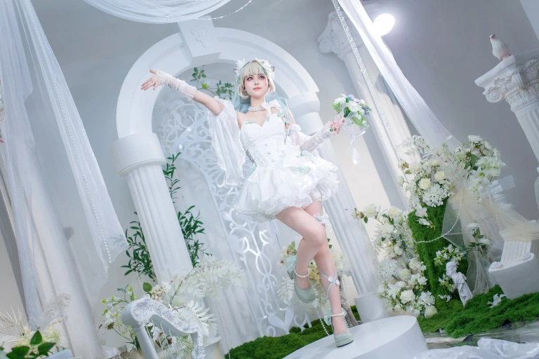 洛城雪Yuki《琳妮特天使庭院》主题写真：26张全套美图