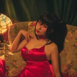 柘烟Zuken《大凤礼服》主题写真：20张全套美图