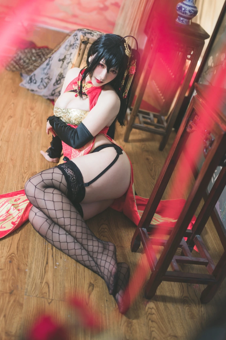 柘烟Zuken《大凤旗袍》主题写真：24张全套美图