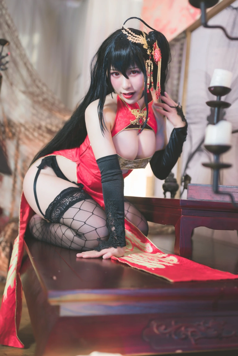 柘烟Zuken《大凤旗袍》主题写真：24张全套美图