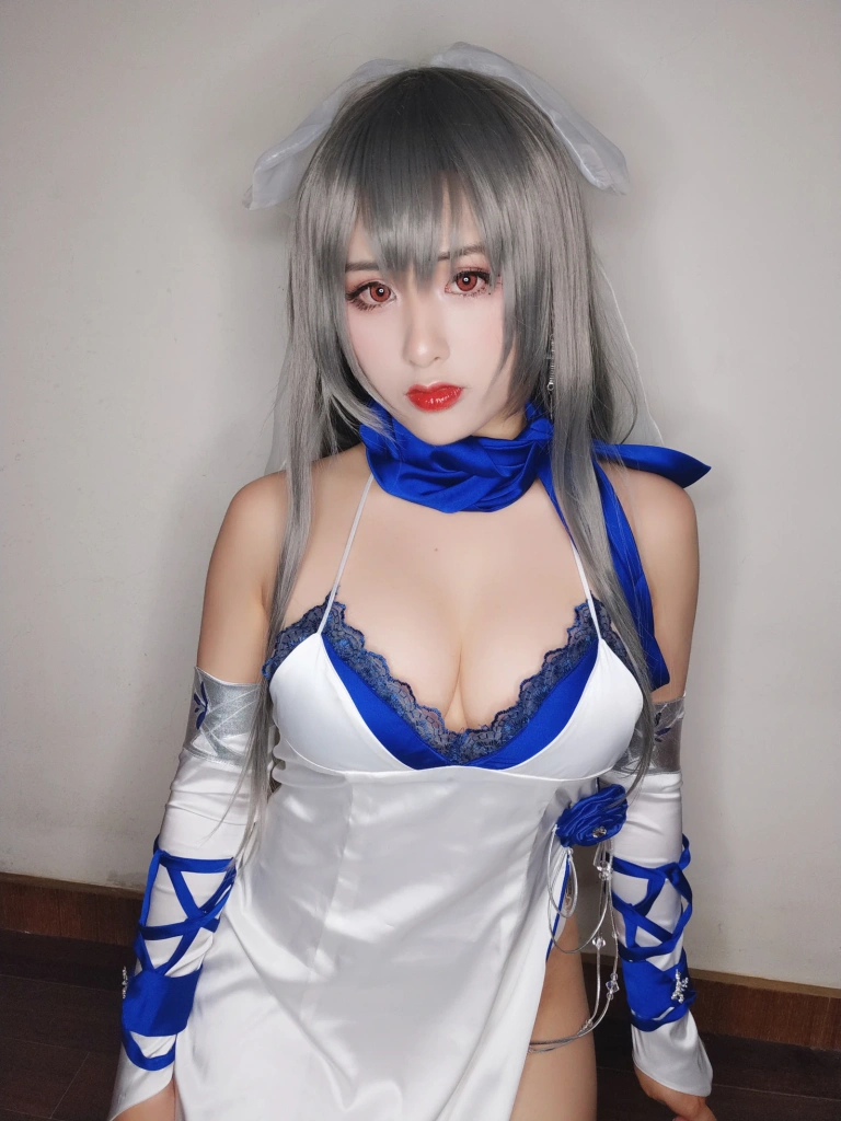 柘烟Zuken《路易九世礼服自拍》主题写真：39张全套美图，含2个视频