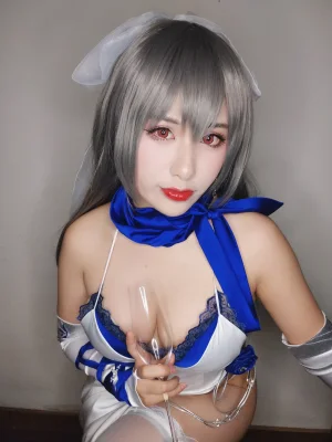 柘烟Zuken《路易九世礼服自拍》主题写真：39张全套美图，含2个视频